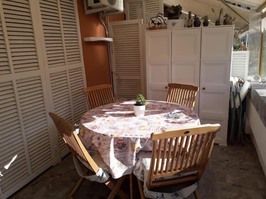 Ampio Monolocale Con Terrazzo - A 2 Passi Dal Mare Latte