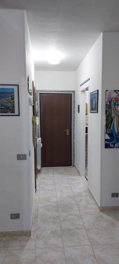 Ampio Monolocale Con Terrazzo - A 2 Passi Dal Mare *