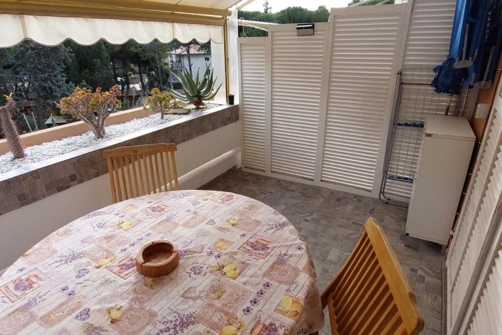 Ampio Monolocale Con Terrazzo - A 2 Passi Dal Mare Apartment *